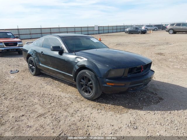  Salvage Ford Mustang