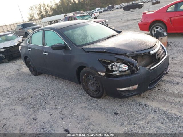  Salvage Nissan Altima