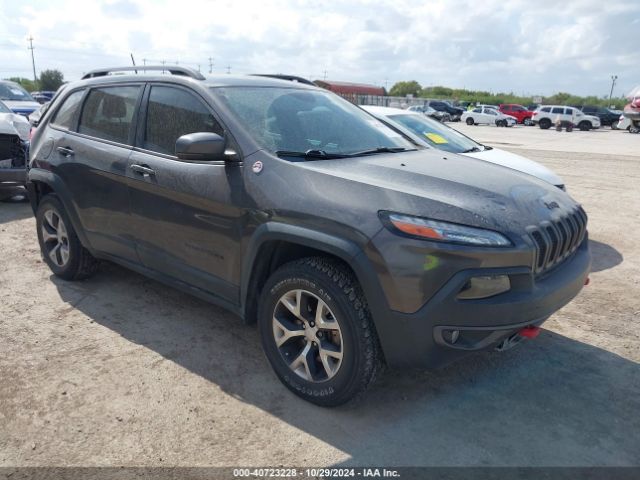  Salvage Jeep Cherokee