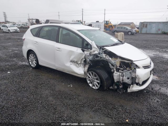  Salvage Toyota Prius v