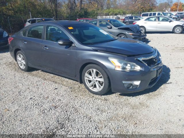  Salvage Nissan Altima