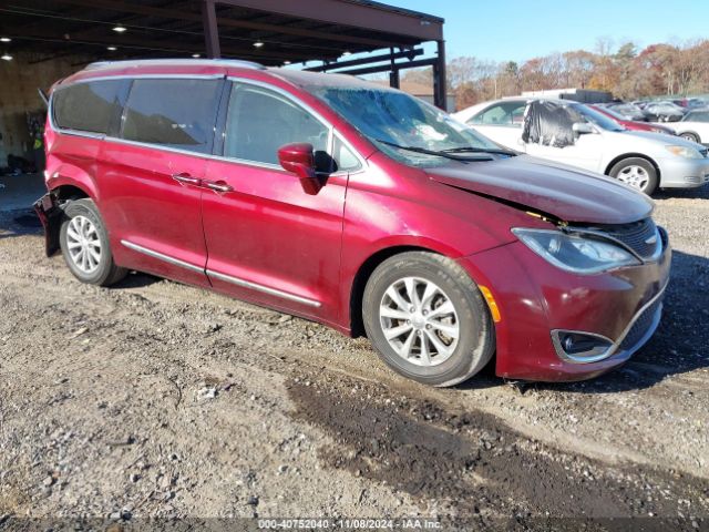  Salvage Chrysler Pacifica