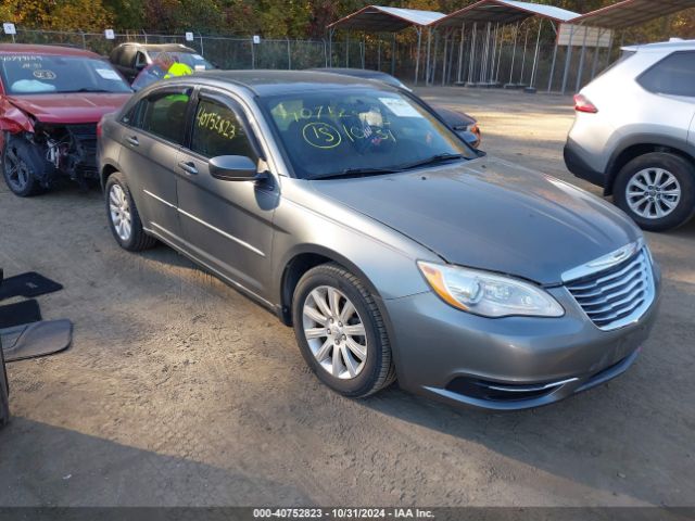  Salvage Chrysler 200