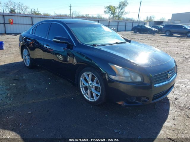  Salvage Nissan Maxima