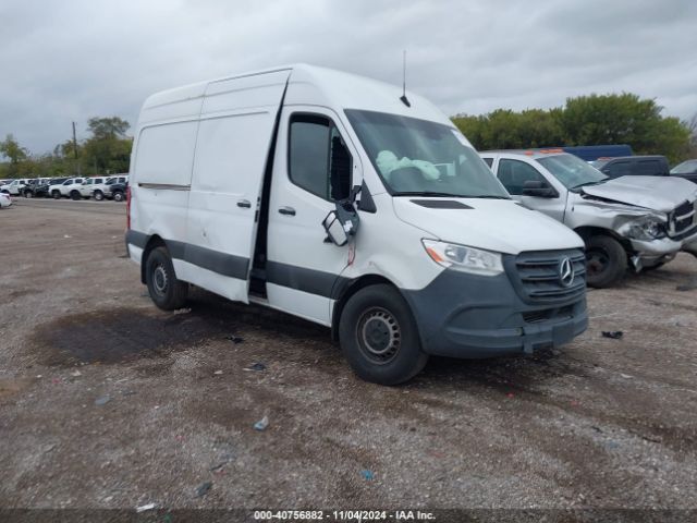  Salvage Mercedes-Benz Sprinter 2500