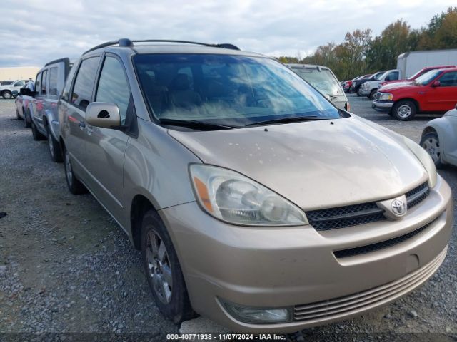  Salvage Toyota Sienna