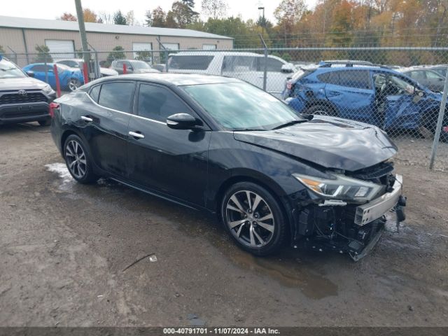  Salvage Nissan Maxima