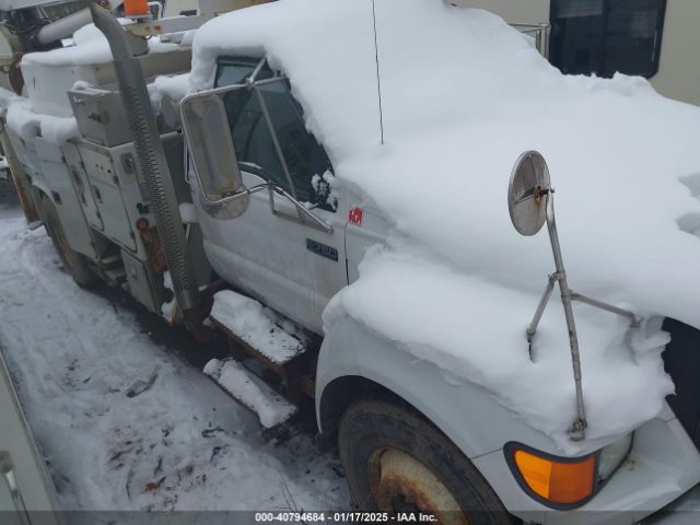  Salvage Ford F-750