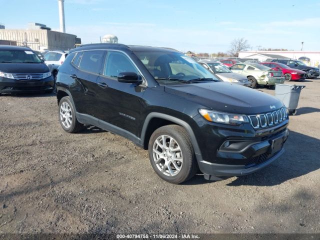  Salvage Jeep Compass