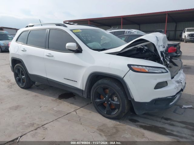  Salvage Jeep Cherokee