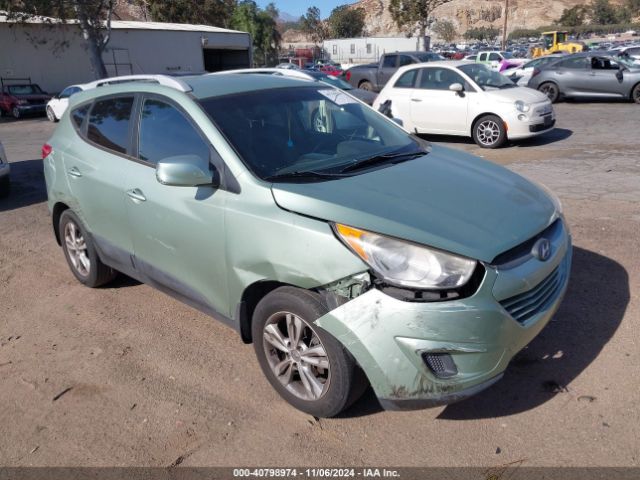  Salvage Hyundai TUCSON