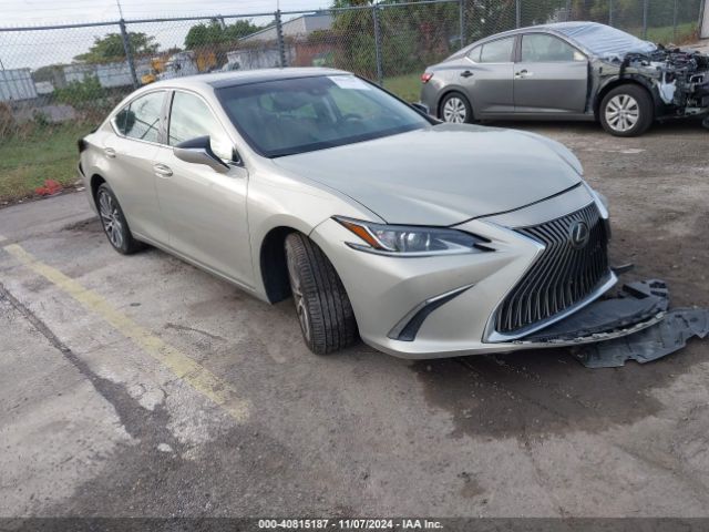  Salvage Lexus Es