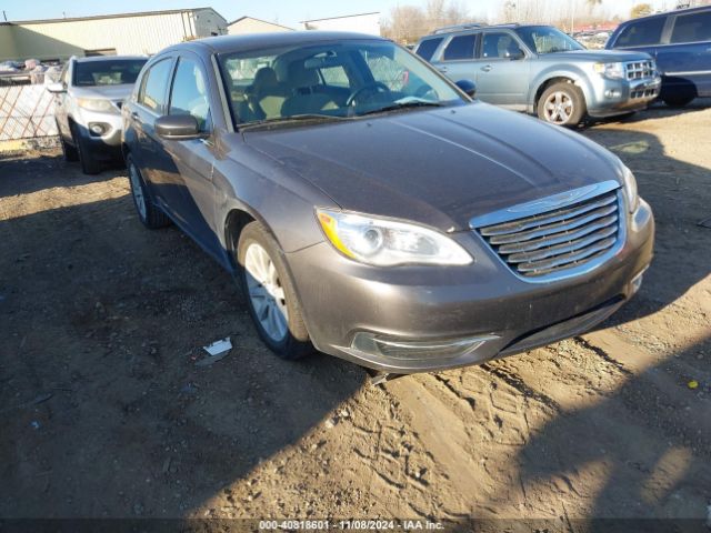  Salvage Chrysler 200