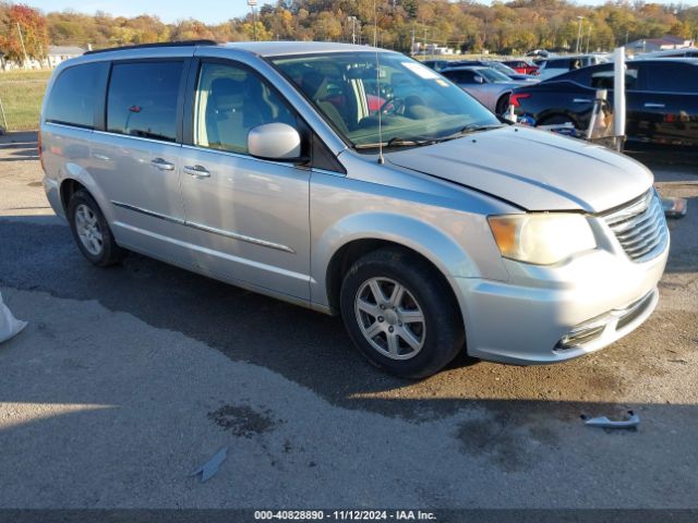  Salvage Chrysler Town & Country