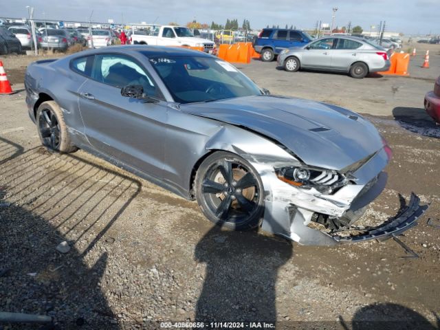  Salvage Ford Mustang