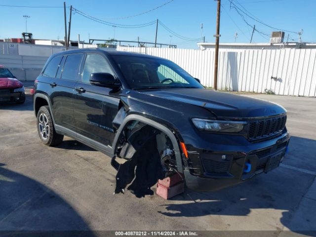  Salvage Jeep Grand Cherokee