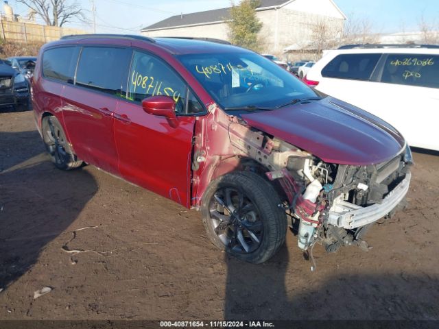  Salvage Chrysler Pacifica