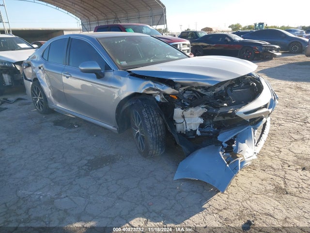 2021 TOYOTA CAMRY Sedan | 4T1G11AK2MU486385