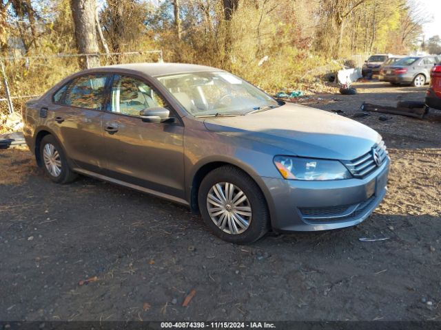  Salvage Volkswagen Passat