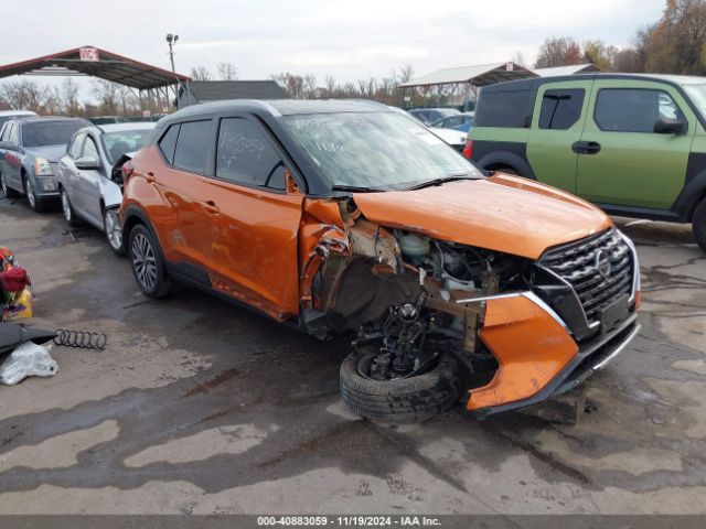  Salvage Nissan Kicks