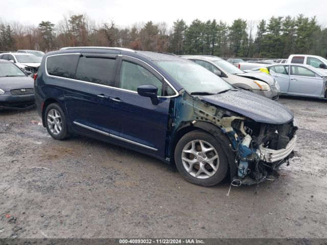  Salvage Chrysler Pacifica