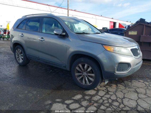  Salvage Kia Sorento