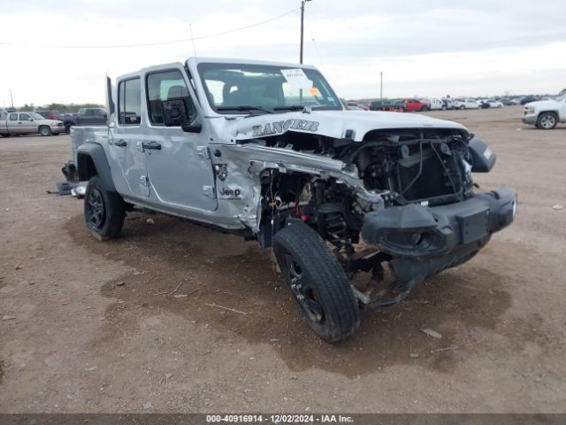  Salvage Jeep Gladiator