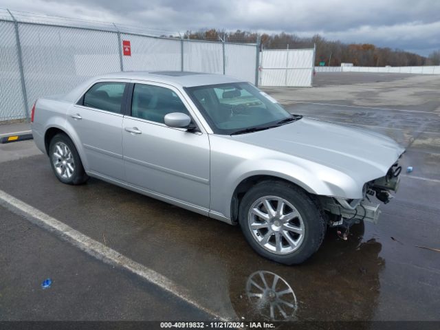  Salvage Chrysler 300