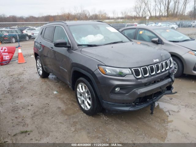  Salvage Jeep Compass