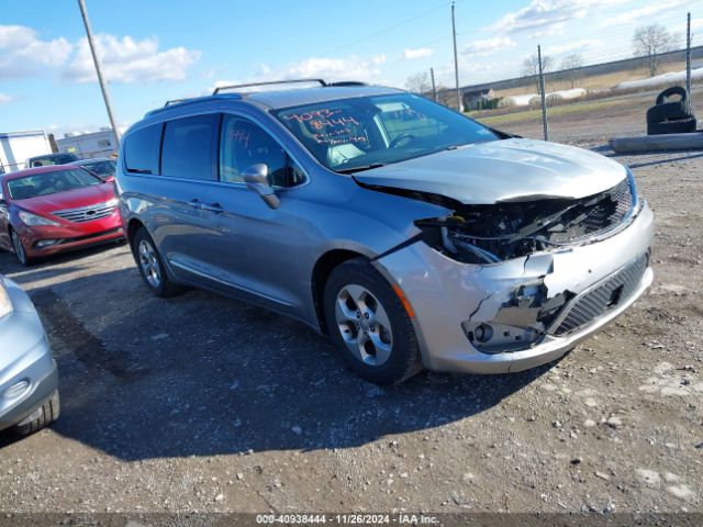  Salvage Chrysler Pacifica