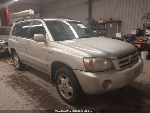  Salvage Toyota Highlander