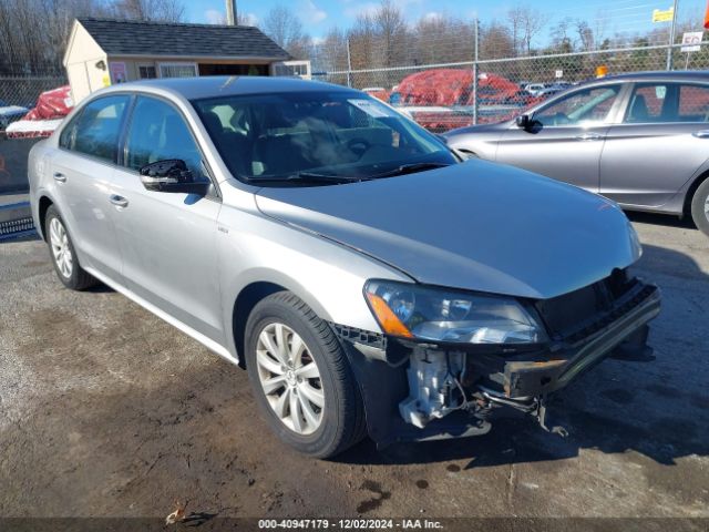  Salvage Volkswagen Passat