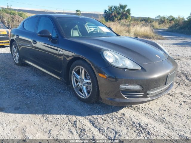  Salvage Porsche Panamera