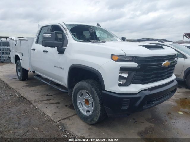  Salvage Chevrolet Silverado 2500