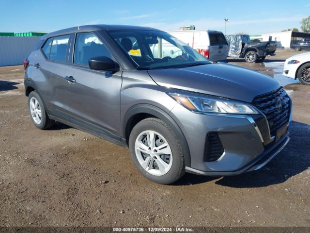  Salvage Nissan Kicks