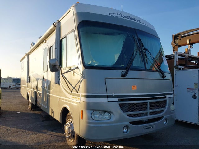 2004 WORKHORSE CUSTOM CHASSIS MOTORHOME CHASSIS | MOTOR HOME