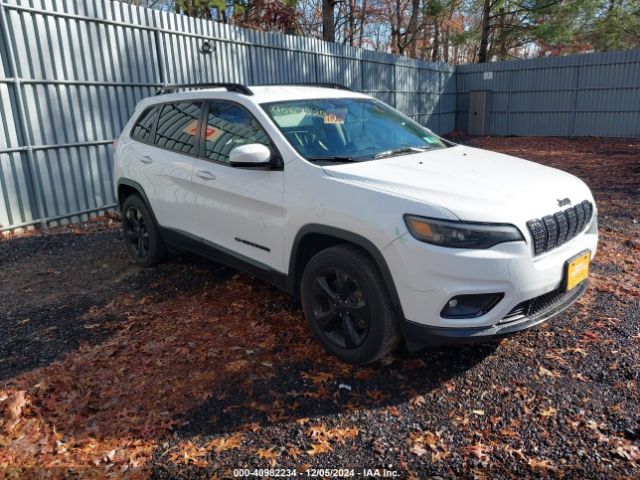  Salvage Jeep Cherokee