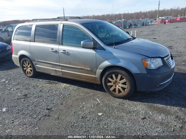  Salvage Chrysler Town & Country