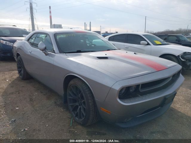  Salvage Dodge Challenger