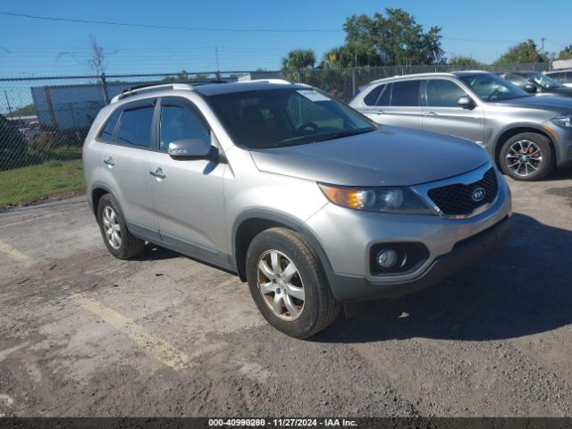  Salvage Kia Sorento