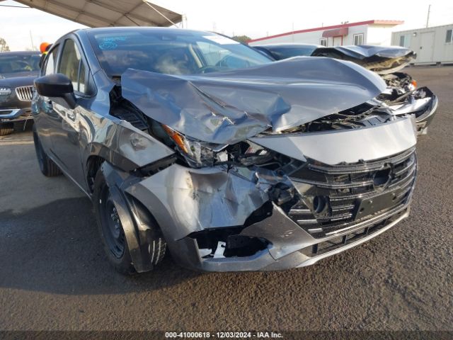  Salvage Nissan Versa