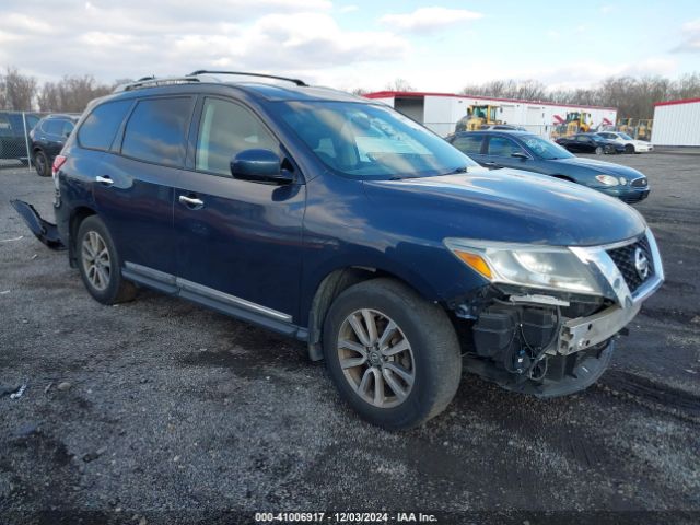  Salvage Nissan Pathfinder