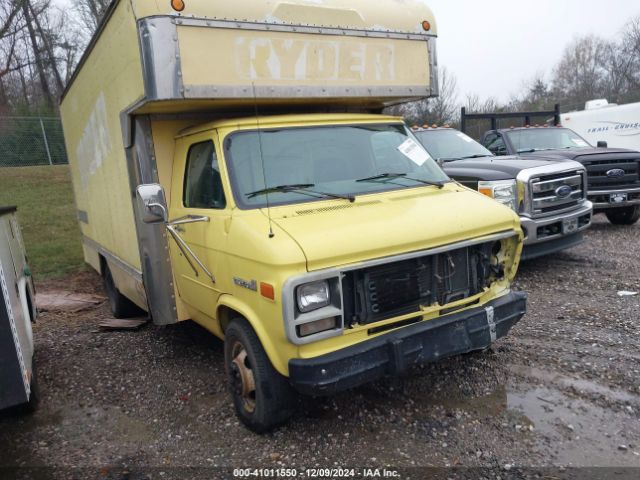  Salvage General Motors Cutaway Van