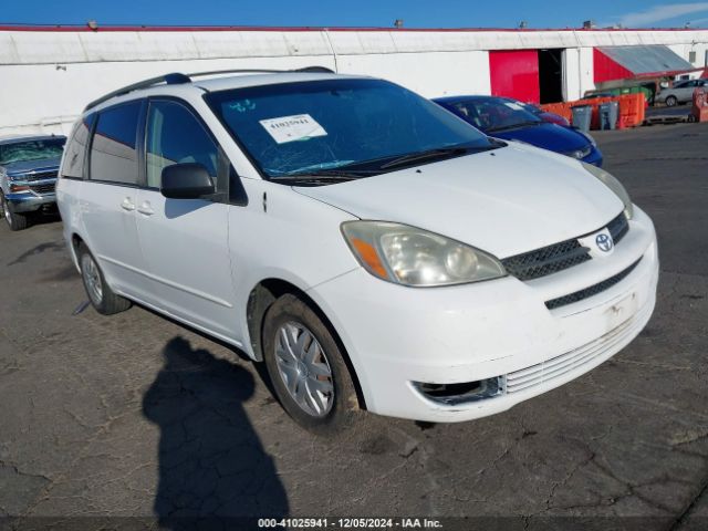  Salvage Toyota Sienna