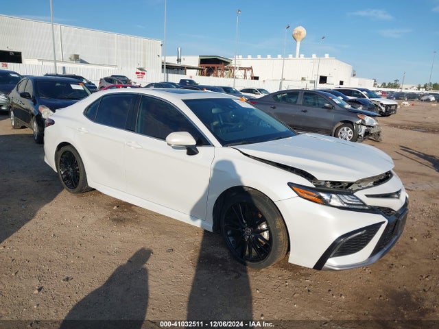 2022 TOYOTA CAMRY Sedan | 4T1K31AK9NU588398