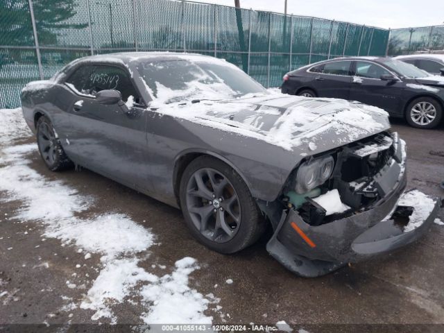  Salvage Dodge Challenger