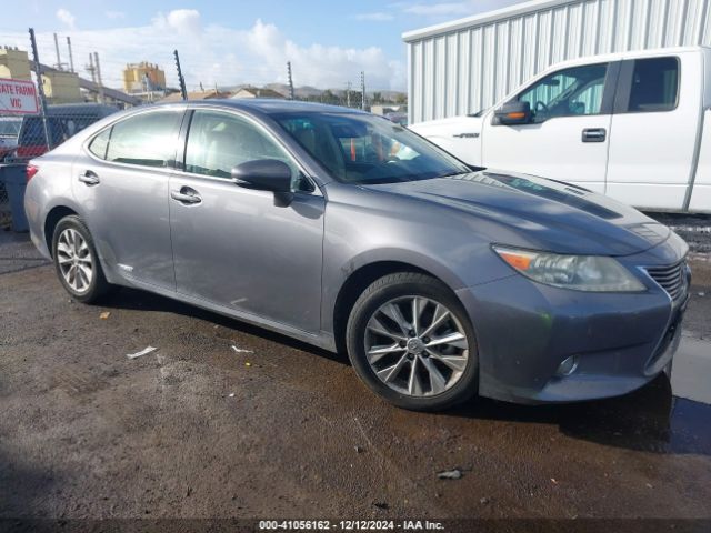  Salvage Lexus Es