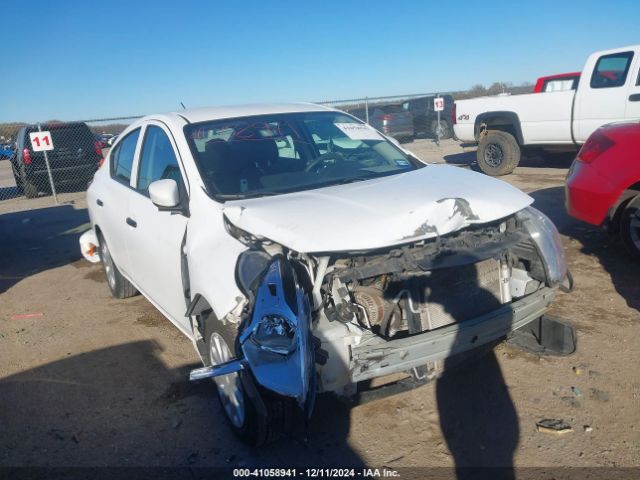  Salvage Nissan Versa