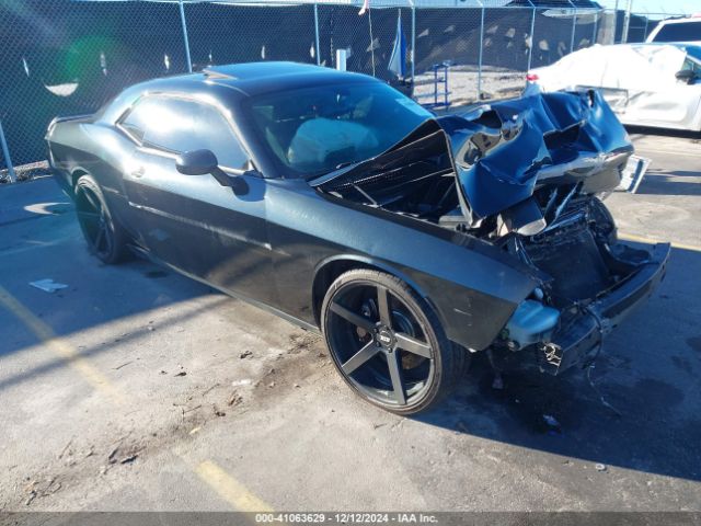  Salvage Dodge Challenger