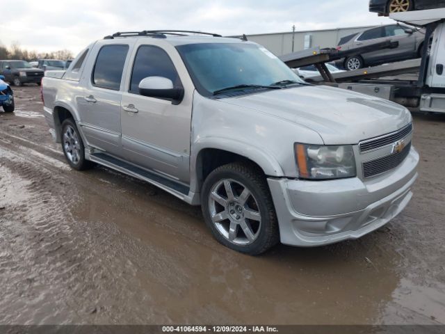  Salvage Chevrolet Avalanche 1500